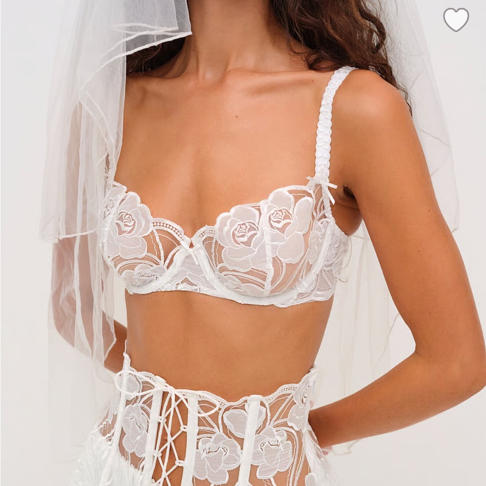 For love or lemons Blushing Blooms Bra NWT
